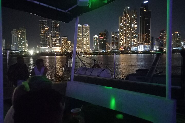 All Inclusive Sunset Panama Bay Catamaran Tour From Panama City