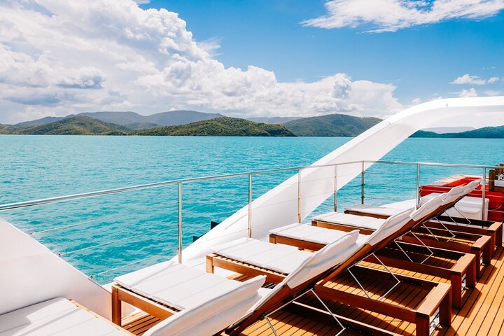 Whitehaven Beach Tour: 2 Options - All Day Beach Or Snorkel