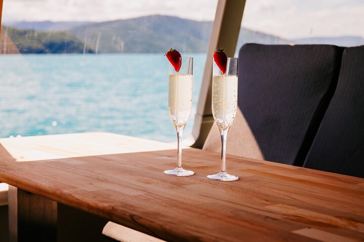 Whitehaven Beach Tour: 2 Options - All Day Beach Or Snorkel