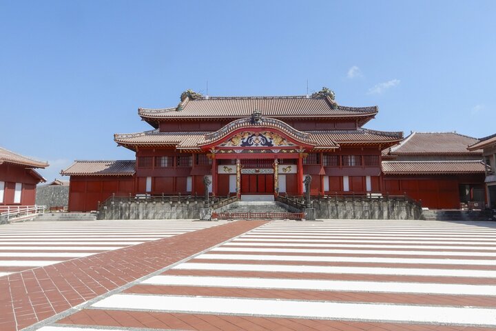 Okinawa Highlight Tour by Private Car