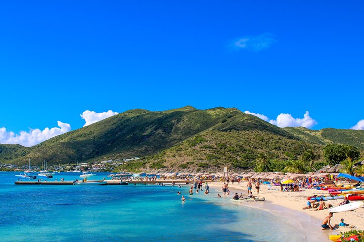 All-Inclusive Local Guided Pinel Island Tour