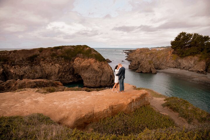 Private Vacation Photoshoot with Photographer in Mendocino