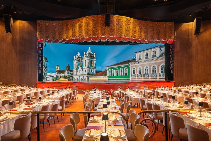 Roxy Dinner Show - Dinner & Show