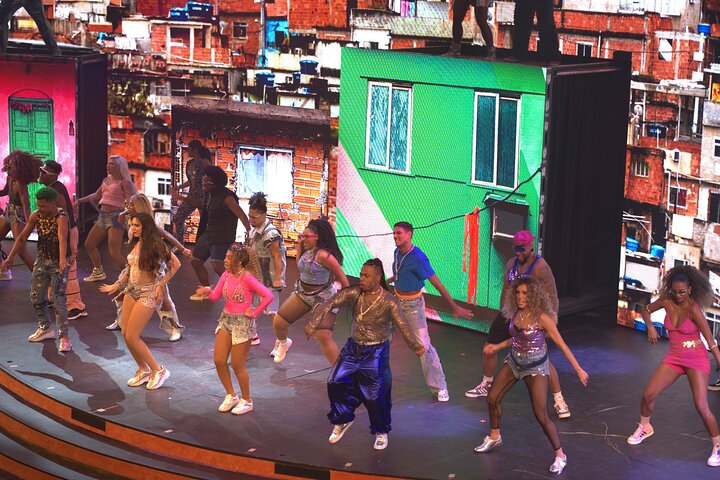 Roxy Dinner Show - Dinner & Show