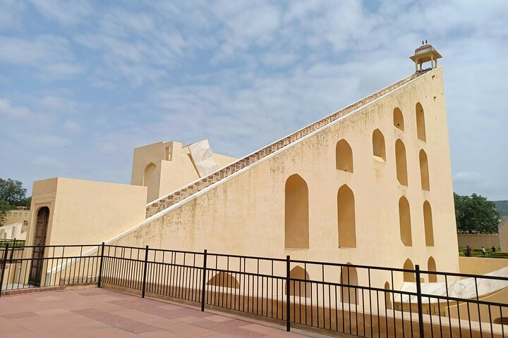 6-Day Private Tour of Delhi, Agra, Jaipur, and Varanasi from Delhi