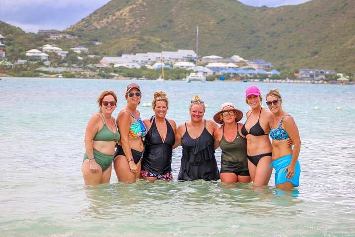 All-Inclusive Local Guided Pinel Island Tour