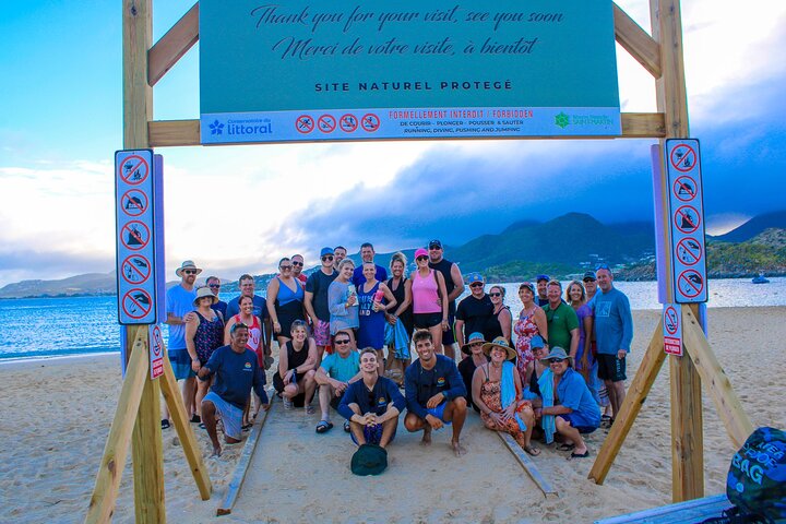 All-Inclusive Local Guided Pinel Island Tour