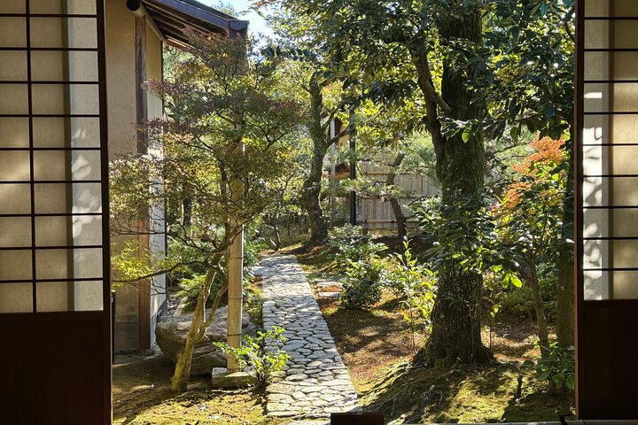 Nagoya: National Treasure Inuyama Castle & Tea Room Private Tour
