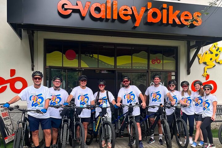 Private Tour on E-Bike: Discover El Valle de Anton