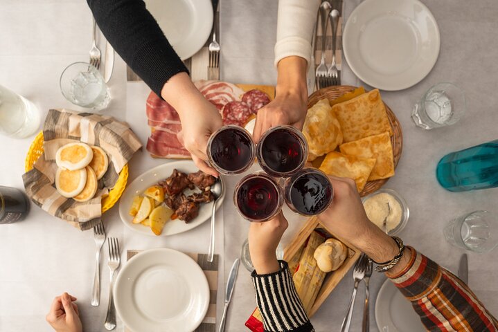 Taste Modena: A Full Meal Walking Food Tour by Do Eat Better