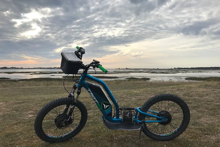 Off-road electric scooter-2h30 guided by GPS- "Carnac"