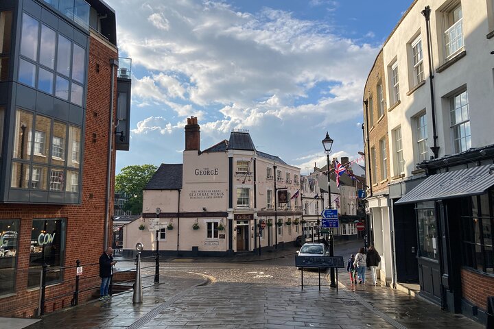 Private Walking Tour of Windsor with Award Winning Guide