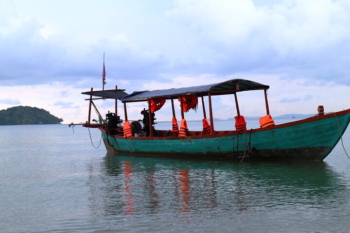 Small Group Sihanoukville City Tour