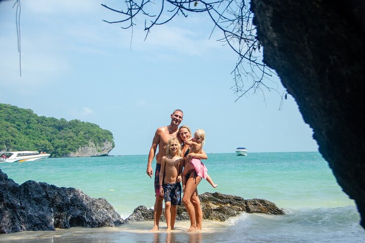 Koh Tao 5 Best Snorkeling Sunset Tour by Big Boat