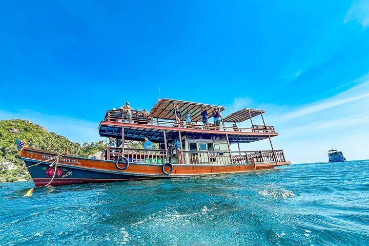 Koh Tao 5 Best Snorkeling Sunset Tour by Big Boat