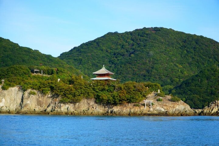 One Day Fukuyama Castle Tomonoura and Sensui jima Island Tour