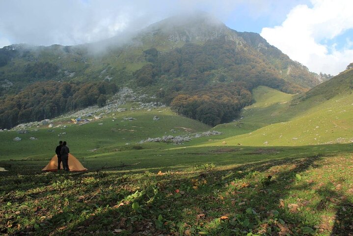 3 Days Luxury Himachal Tour : Ex-Delhi to Jibhi & Tirthan Valley