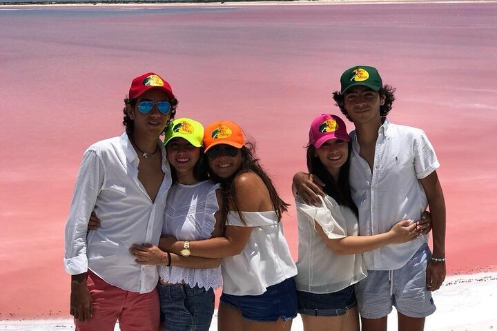 Mérida: Las Coloradas and Río Lagartos with Boat Tour and Lunch