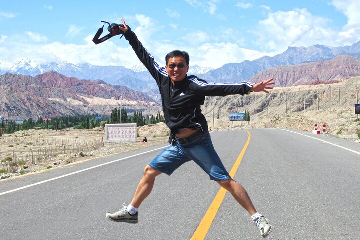 2 Day Tour to Tashkorgan with Baisha Lake and Karakul Lake