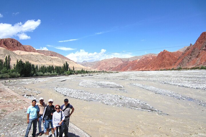 2 Day Tour to Tashkorgan with Baisha Lake and Karakul Lake