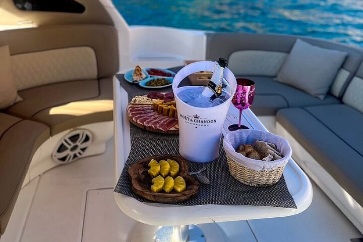 Shared Yacht Tour with Drinks Lunch and Snorkeling
