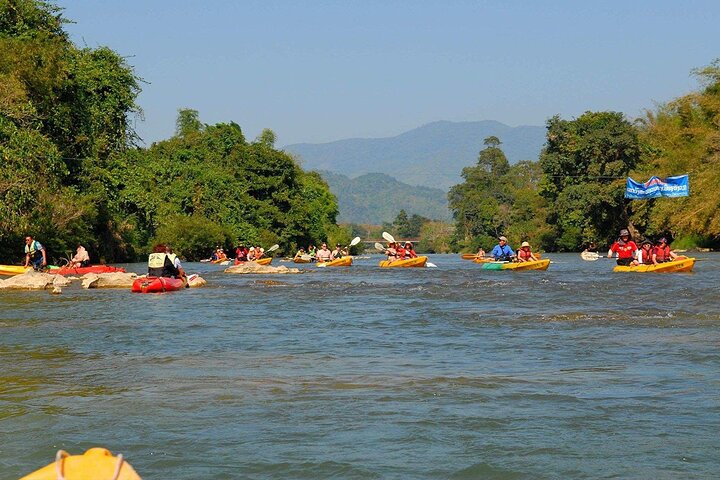Vang Vieng Kayaking, Zipline,Tham Chang Cave and Water Cave