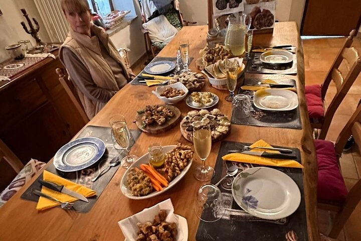 Truffle Hunting & Lunch halfway from Parma to Cinque Terre