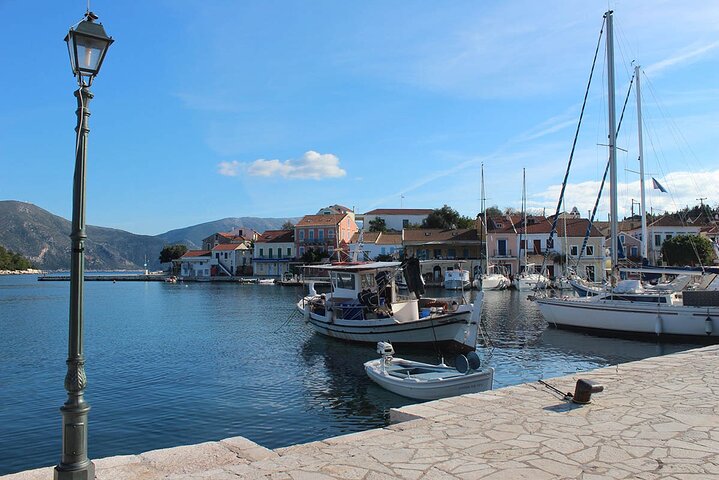 Discover the Highlights of Kefalonia Full-Day Tour