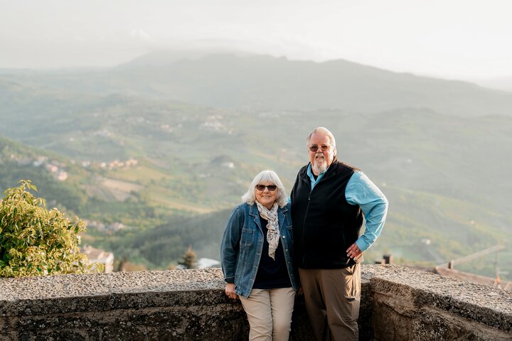 Private Vacation Photoshoot with Photographer in San Marino