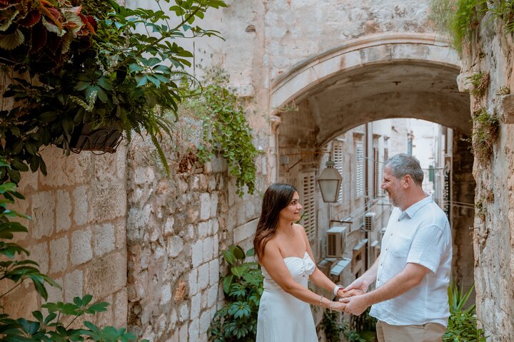 Private Vacation Photoshoot with Photographer in San Marino