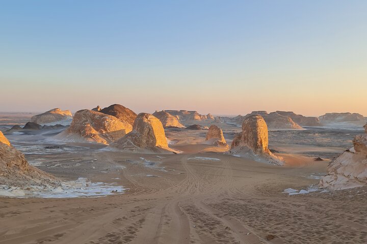 Private Tour: Two Days, One Night in the Black and White Desert