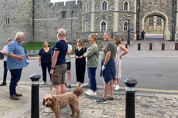 Small Group Walking Tour of Windsor Town (max 8 people)