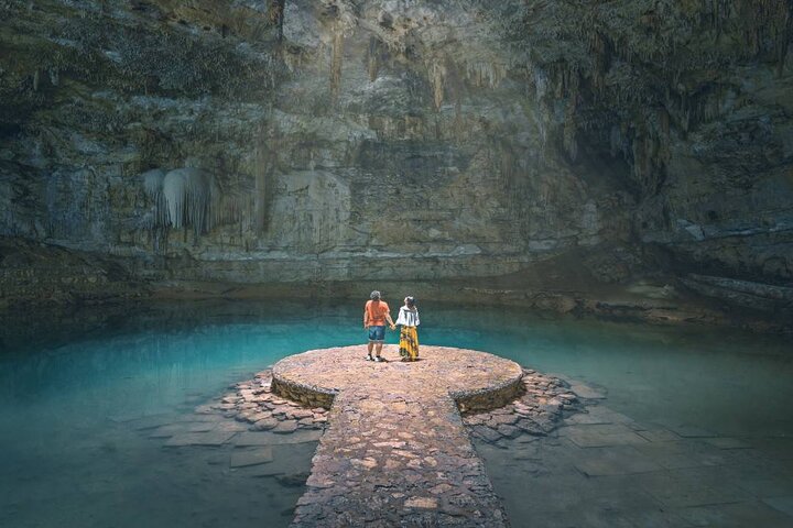 Chichén Itzá, Valladolid and 2 cenotes Ik kil and suytun