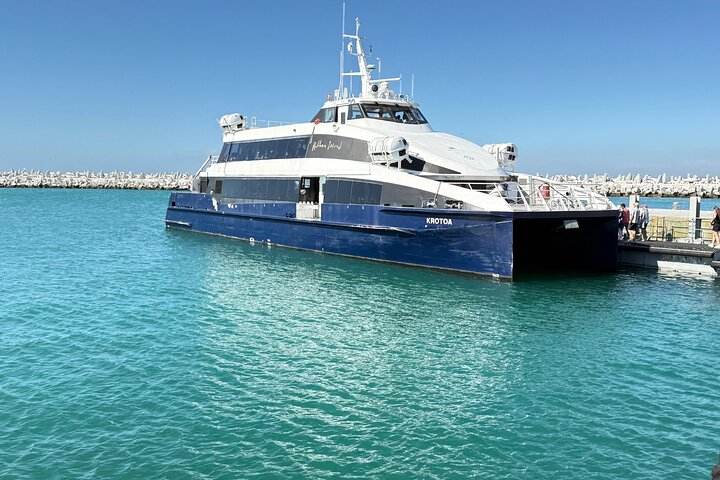 Robben Island Ferry Ticket &Guided Prison Tour with Pick-up& back