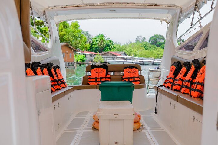 Phi Phi, Maya and Bamboo Islands Day Tour by Speedboat in Krabi