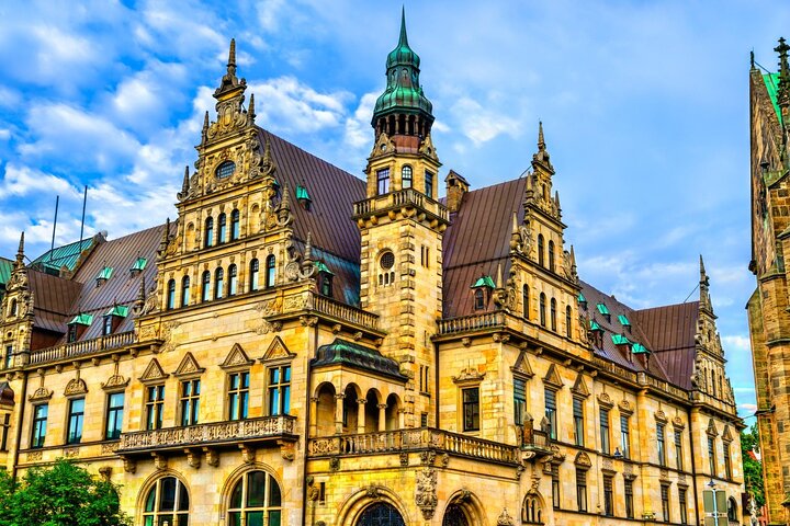 Explore Bremen's City Highlights with a Local