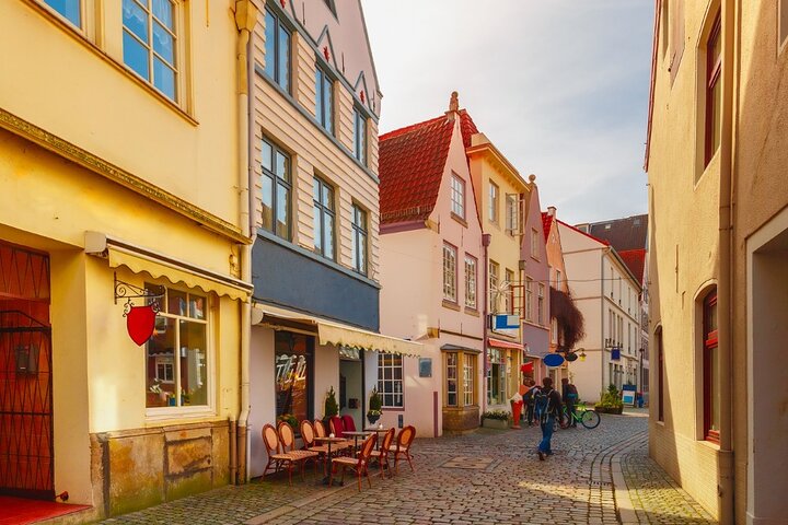 Explore Bremen's City Highlights with a Local