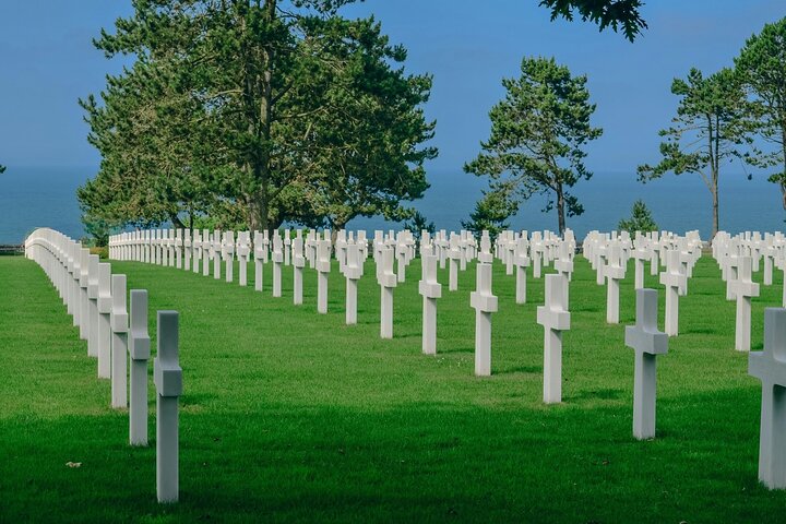 Caen: Memorial Museum Ticket with D-Day Landings Audio Tour & Map