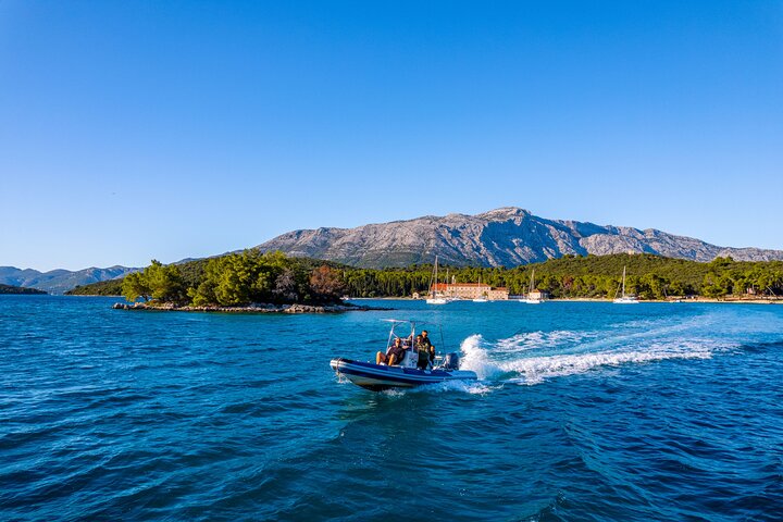 Korcula Archipelago Private Tour Shipwreck and Hidden Gems