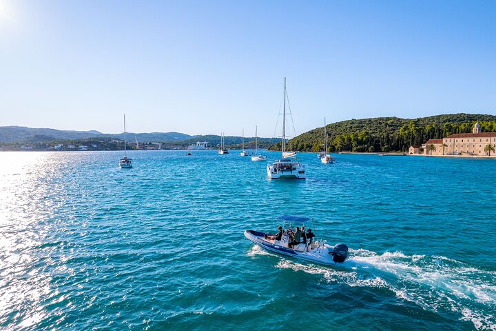 Korcula Archipelago Private Tour Shipwreck and Hidden Gems