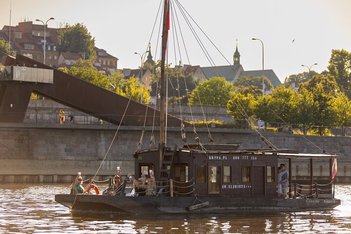 Discover Vistula River in Warsaw