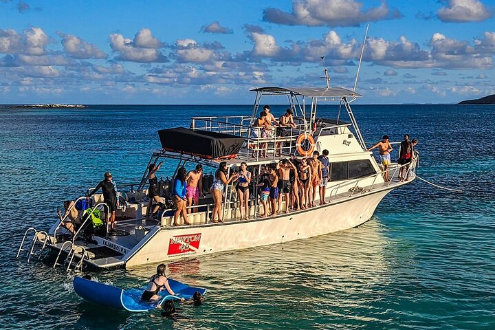 Culebra Snorkel and Beach Day with Lunch and Drinks