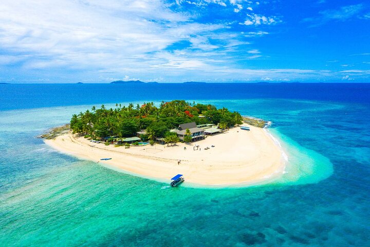 Beachcomber Island Escape - A Perfect Day in Paradise