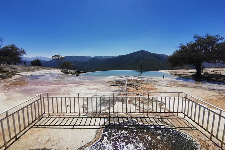 Tour Ruta Hierve el Agua, Tule, Mitla, Teotitlan and Mezcal