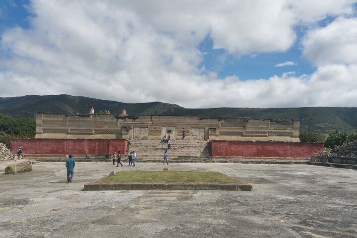 Tour Ruta Hierve el Agua, Tule, Mitla, Teotitlan and Mezcal