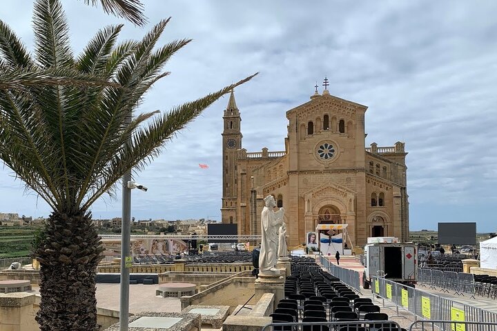 Malta: Gozo Full Day Buggy Tour with lunch and Comino Stop