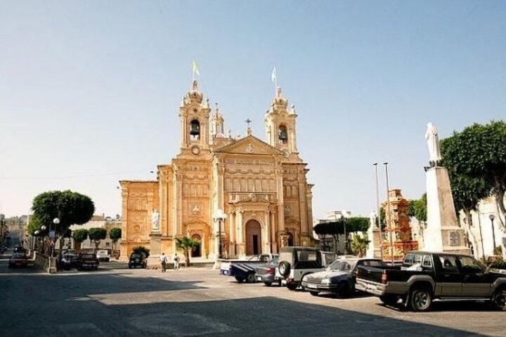 Malta: Gozo Full Day Buggy Tour with lunch and Comino Stop