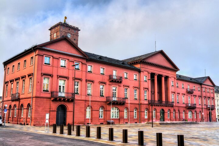 Explore Karlsruhe in 60 minutes with a Local