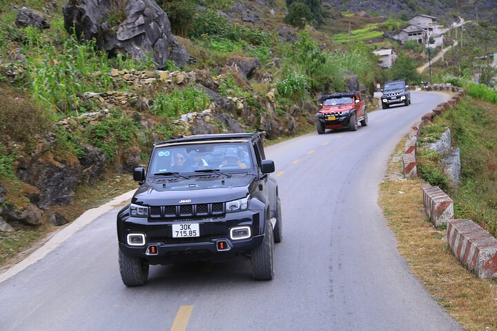 Ha Giang Open Air New Model Jeep Tour 2 Days 1 Night