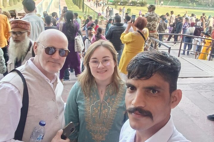 Skip The Line: Sunrise Taj Mahal & Agra Day Tour From Jaipur